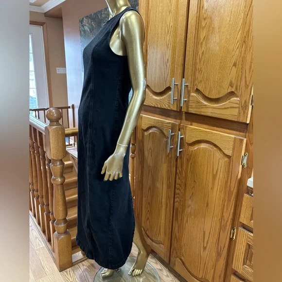 Aritzia Black Sleeveless Maxi Dress - Picture 2 of 10